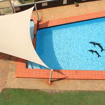 President Holiday Apartments - Absolute Beachfront Gold Coast Esterno foto