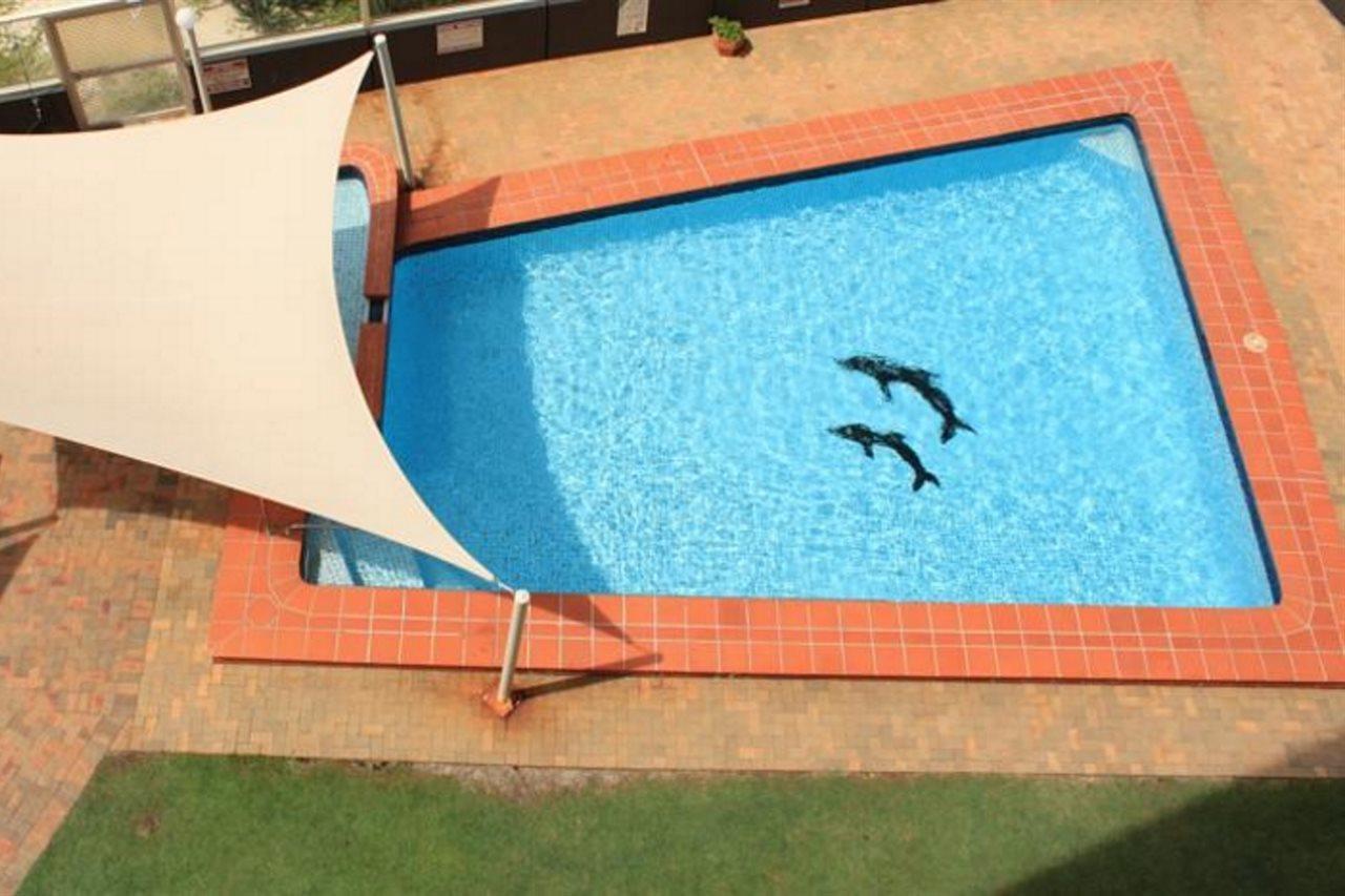 President Holiday Apartments - Absolute Beachfront Gold Coast Esterno foto